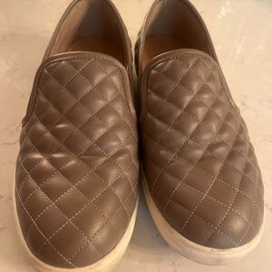 Torrid Quilted Slip-On Brown Leather Shoes Size 9 Wide